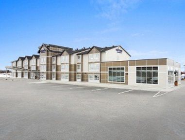 Microtel Inn & Suites By Wyndham Blackfalds Exterior photo